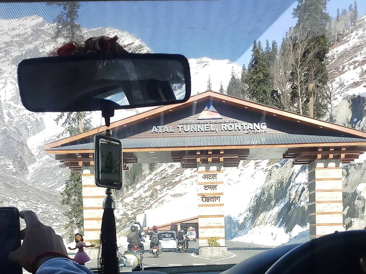 Atal Tunnel and Sissu, Manali
