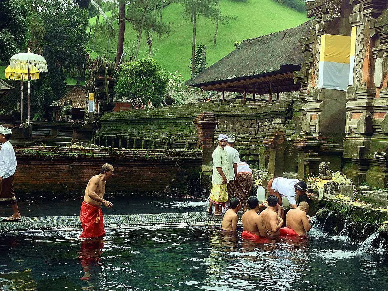 Tirta Empul, Bali